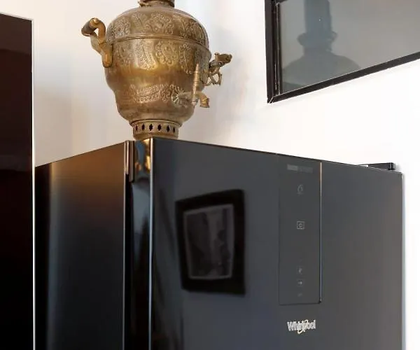 Superb Air-conditioned Loft In The Heart Of Viel Appartamento Antibes